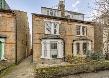 Thumbnail Semi-detached house to rent in Avenue Road, Brentford