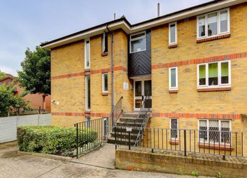 Thumbnail 1 bed flat to rent in Denton Street, Wandsworth