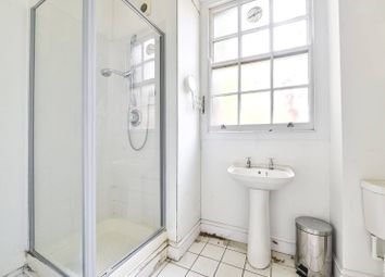 Thumbnail 3 bed flat to rent in Hereford House, Chelsea, London