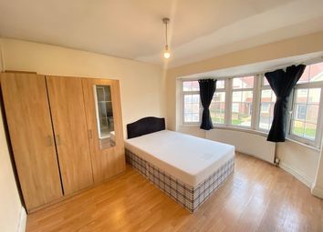 Thumbnail Studio to rent in Rookery Close, Colindale