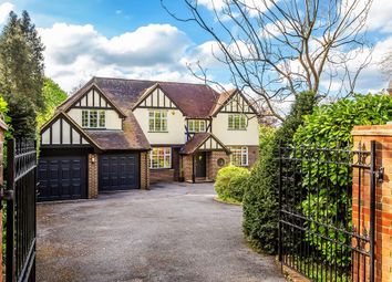 Thumbnail Detached house for sale in Hawks Hill, Fetcham