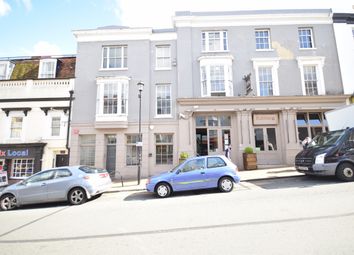 Thumbnail 1 bed flat to rent in Union Street, Ryde