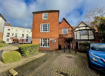 Thumbnail Flat to rent in The Broadway, Newbury