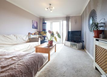 Thumbnail 2 bedroom flat for sale in Hampstead House, Spring Promenade, West Drayton