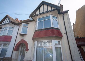 Thumbnail Flat to rent in Westminster Drive, Westcliff-On-Sea
