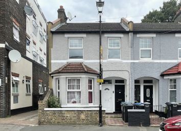 Thumbnail Maisonette for sale in Church Road, Croydon