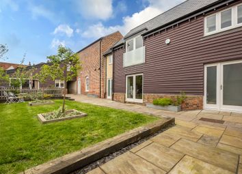 Thumbnail 1 bed flat for sale in Brewery Mews, 21 Market Place, Henley-On-Thames