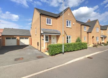 Thumbnail 3 bed detached house for sale in Crest Drive, Fenstanton, Huntingdon