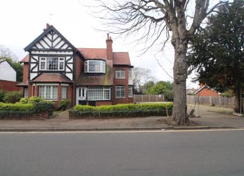Luton - 17 bed detached house for sale
