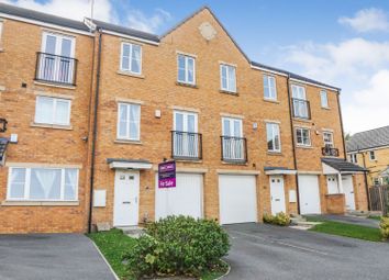 4 Bedrooms Town house for sale in Hawthorn Lane, Cleckheaton BD19