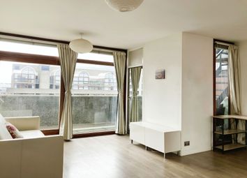Thumbnail Studio to rent in Bryer Court, Barbican, London