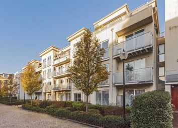 Thumbnail 2 bed flat for sale in Woodman Mews, Kew, Richmond