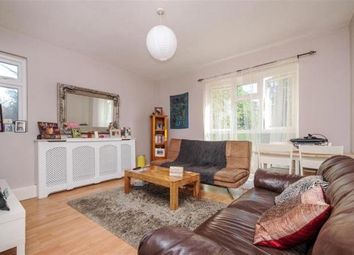 1 Bedrooms Flat for sale in Strathdon Drive, London SW17