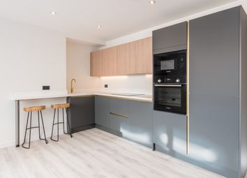 Thumbnail Flat to rent in Park Place, Leeds