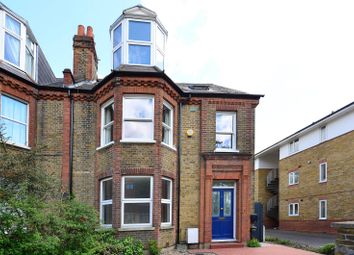 2 Bedrooms Flat to rent in Southey Road, Wimbledon SW19