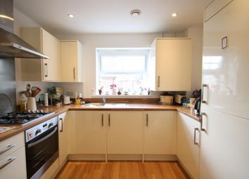 Thumbnail 1 bedroom flat to rent in 37 Renwick Drive, Bromley
