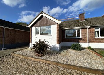 Thumbnail Bungalow to rent in Copsleigh Close, Salfords, Redhill