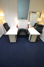 Thumbnail Hotel/guest house to let in Redan Place, London