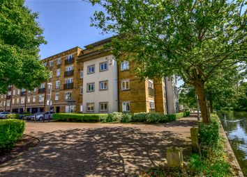 Thumbnail Flat for sale in Ovaltine Drive, Kings Langley, Hertfordshire