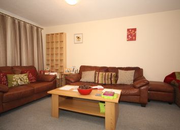 3 Bedroom Semi-detached house for rent