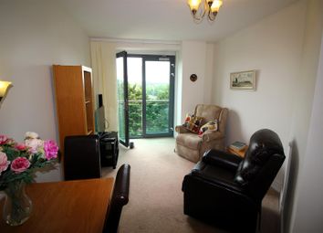 Thumbnail Flat for sale in Springwood Gardens, Belper