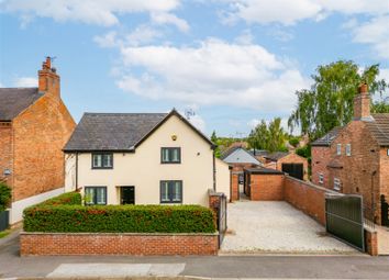 Thumbnail Detached house for sale in Lower Kirklington Road, Southwell