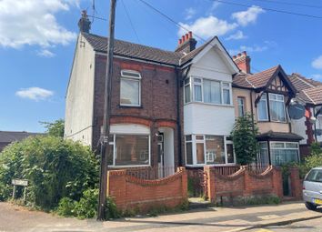 Thumbnail Block of flats for sale in Tennyson Road, Luton