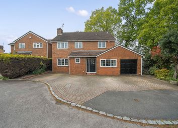 Thumbnail 4 bed detached house for sale in Wren Close, Burghfield Common, Reading, Berkshire