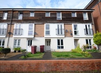 Thumbnail Terraced house to rent in Meadow Way, Caversham, Reading