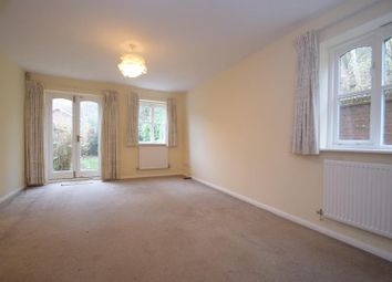 2 Bedroom Semi-detached house for rent