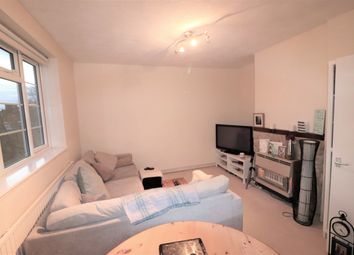 2 Bedrooms Flat to rent in Melford Road, London SE22