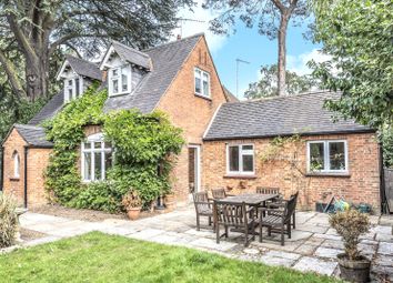 2 Bedroom Detached house for sale