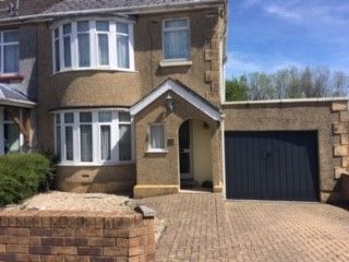 3 Bedroom Semi-detached house for rent