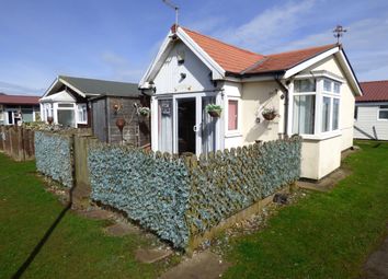 Thumbnail Mobile/park home for sale in South Shore Park, Wilsthorpe, Bridlington