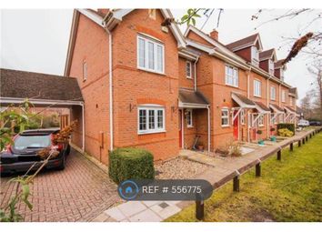 3 Bedroom Semi-detached house for rent