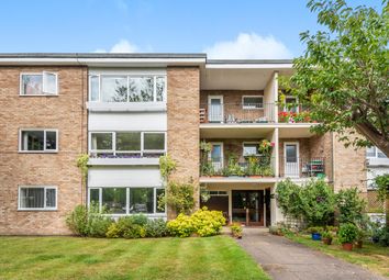 Thumbnail Flat for sale in Sycamore Road, Croxley Green, Rickmansworth, Hertfordshire