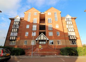 2 Bedrooms Flat to rent in Chandlers Drive, Erith, Kent DA8