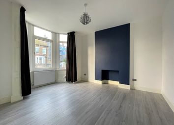 Thumbnail Room to rent in Dagnall Park, London