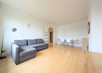 Thumbnail Flat to rent in Belsize Square, London