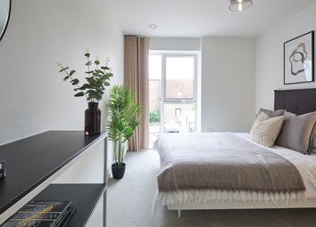 Thumbnail Flat for sale in Alexis Street, London