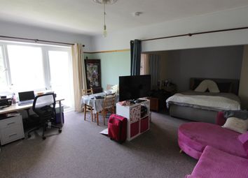 1 Bedrooms Studio to rent in Stumperlowe Lane, Sheffield S10