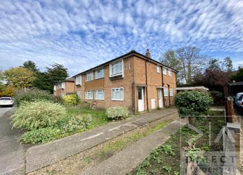 Thumbnail 2 bed flat to rent in Hereford Close, Epsom