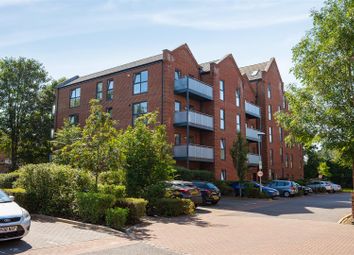 Thumbnail Flat to rent in Otter Way, West Drayton