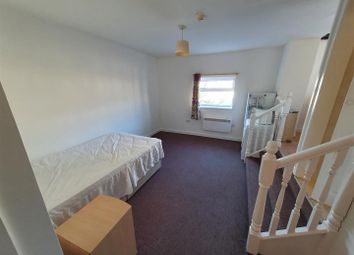 Thumbnail Studio to rent in West Luton Place, Adamsdown, Cardiff
