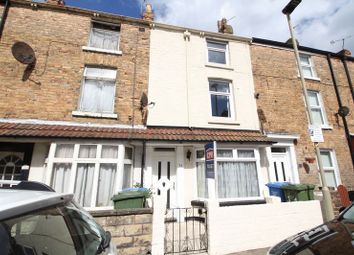 Thumbnail 3 Bed Terraced House To Rent In Oxford Street Scarborough Thumbnail 3 Bed Terraced House To Rent In Oxford Street Scarborough