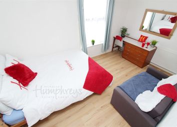 5 Bedrooms  to rent in Pomona Street, Sheffield S11