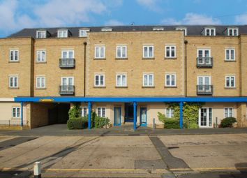 Thumbnail Flat for sale in Woodlands Road, Wickford