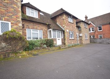 Thumbnail Flat to rent in New Town, Uckfield
