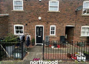 Thumbnail Flat to rent in Rainbow Close, Thorne, Doncaster
