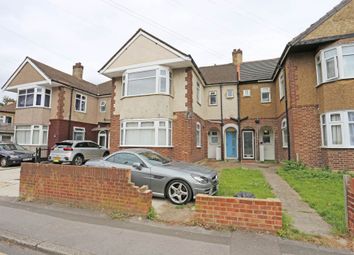 Thumbnail Maisonette for sale in Esher Avenue, Romford